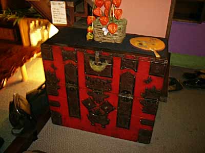 創作居酒屋へ搬入した商品